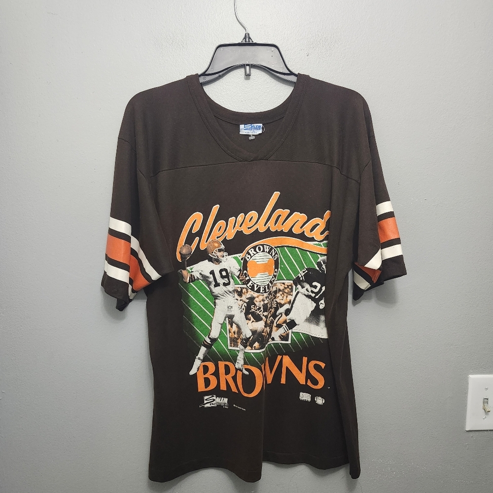Cleveland Browns men's 1990s vintage team tee shirt size XL brown.
